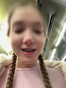 bambi lu online show from 28, 11, 2025