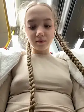 bambi lu online show from 31, 10, 2025