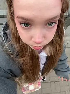 bambi lu online show from 14, 4, 2026