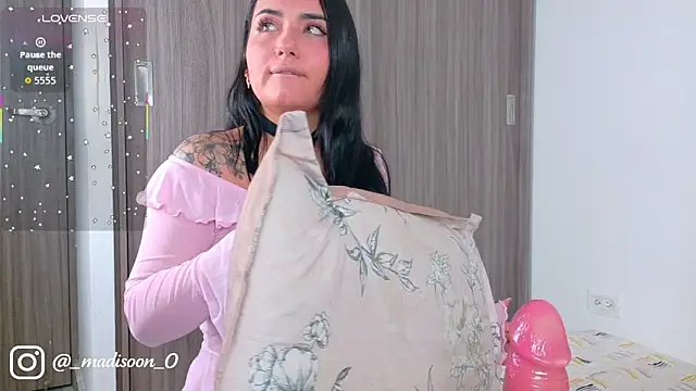 mady malkovax online show from 18, 4, 2026