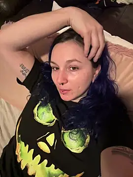 oliviahazee online show from 28, 2, 2026