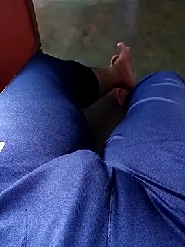 A-1PLAYBOY0 online show from 9, 9, 2025