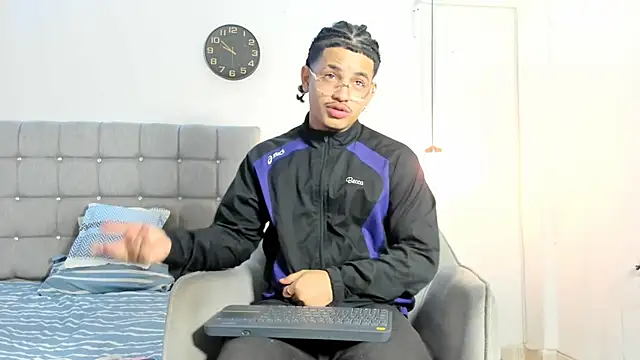 samxx muscle online show from 6, 1, 2026