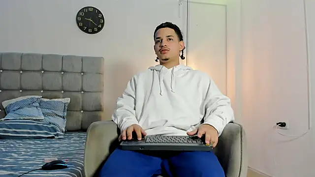 samxx muscle online show from 7, 1, 2026