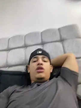 samxx muscle online show from 10, 3, 2026