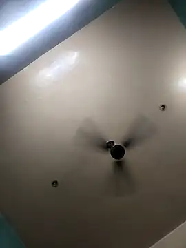 Eshwari Chopra online show from 4, 4, 2026