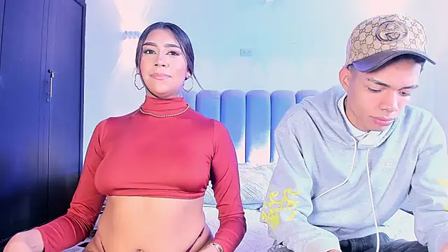 Snapshot of candyandmarilyn chatting on 7, 10, 2025 candyandmarilyn online show from 7, 10, 2025