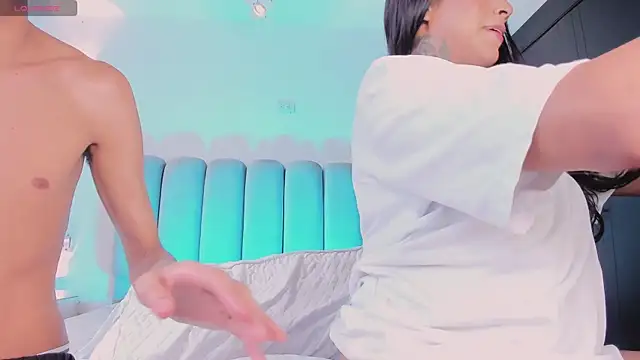 Snapshot of candyandmarilyn chatting on 4, 10, 2025 candyandmarilyn online show from 4, 10, 2025