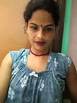 Eshna Dabral online show from 8, 9, 2025