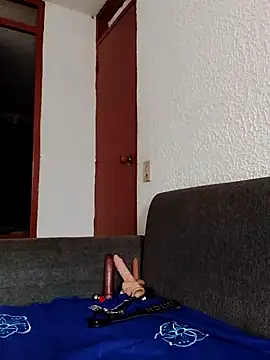 dulcewitch online show from 3, 10, 2025