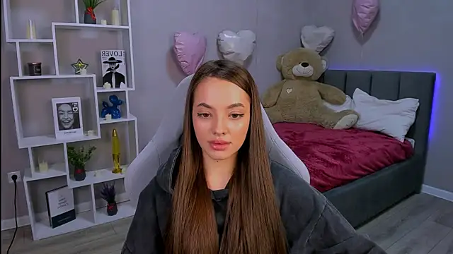 MelanieAlves online show from 23, 3, 2026