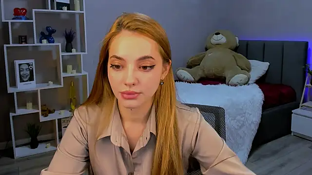 Snapshot of MelanieAlves chatting on 21, 11, 2025 MelanieAlves online show from 21, 11, 2025