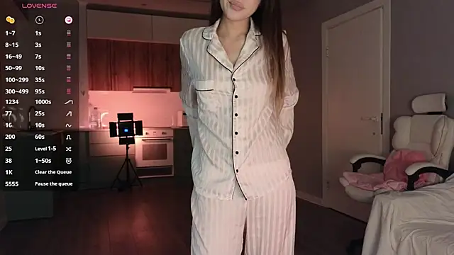 Ella lee15 online show from 20, 10, 2025