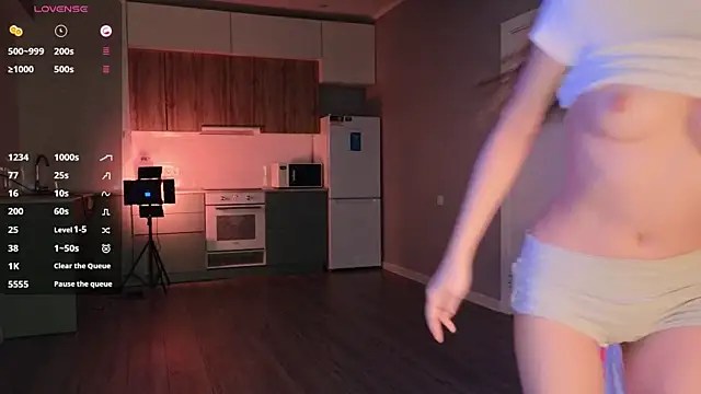 Ella lee15 online show from 1, 10, 2025