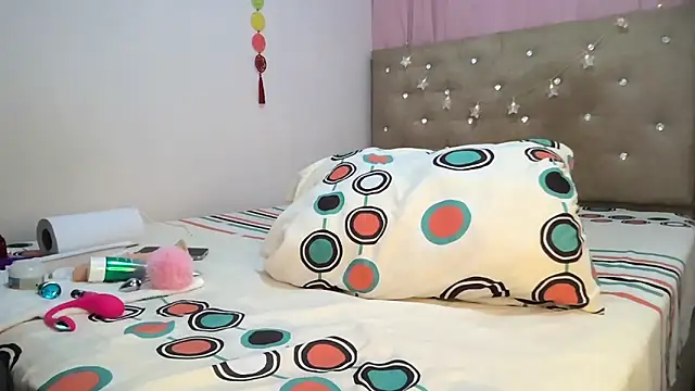 sofia8428 online show from 13, 4, 2026