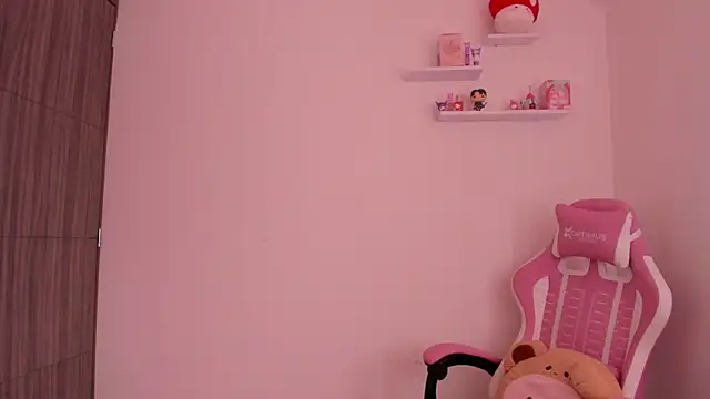 ImBunnyNova online show from 6, 1, 2026