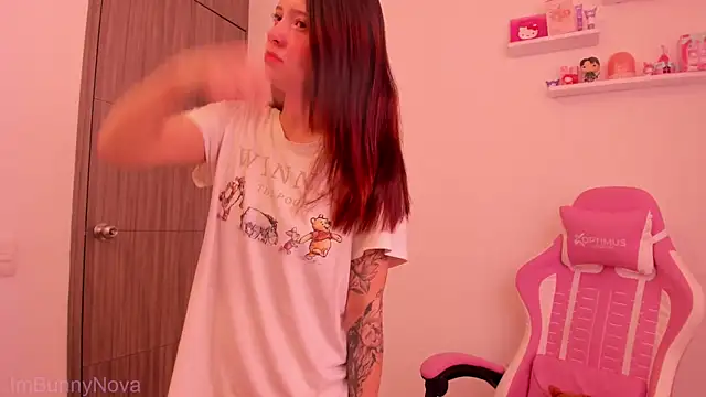 ImBunnyNova online show from 29, 5, 2026