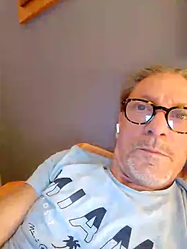 Deddyitalia3p online show from 1, 10, 2025