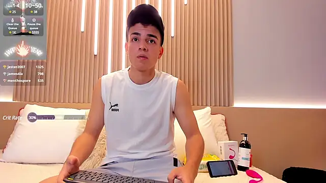 Hotboy21  online show from 20, 3, 2025