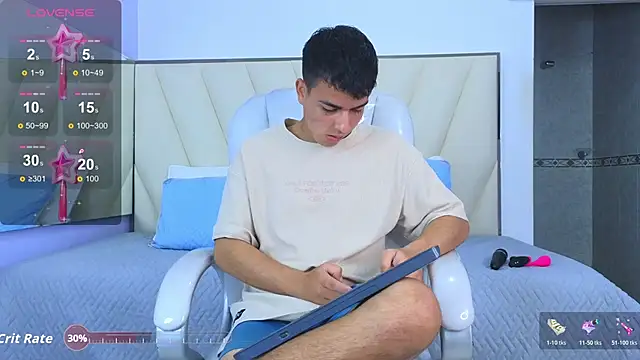 Hotboy21  online show from 21, 11, 2025