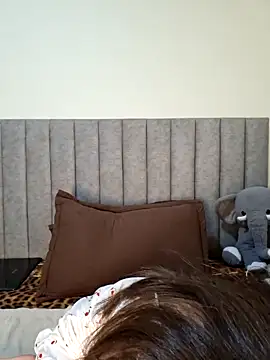 Assil sexy online show from 9, 6, 2026