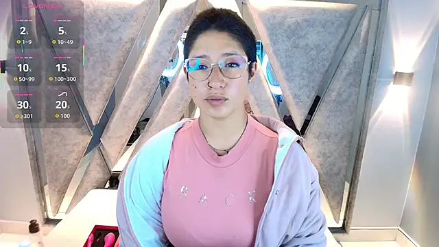 Elaine87  online show from 28, 10, 2025