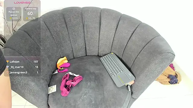 Elaine87  online show from 23, 3, 2025