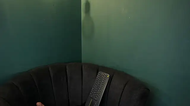 Elaine87  online show from 20, 10, 2025