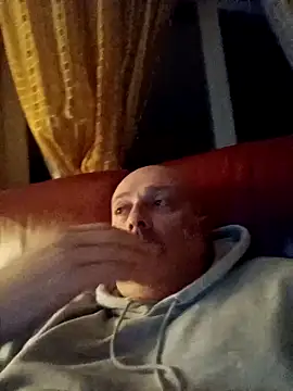 Alexis Bull online show from 19, 3, 2026