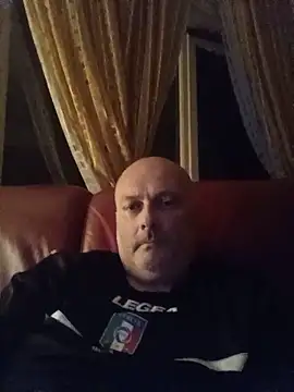 Alexis Bull online show from 20, 5, 2026