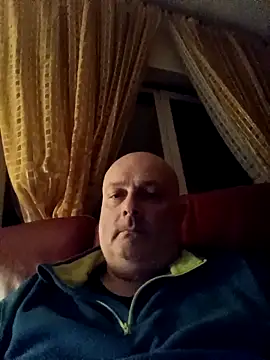 Alexis Bull online show from 24, 3, 2026