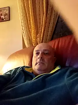 Alexis Bull online show from 16, 12, 2025