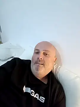 Alexis Bull online show from 1, 3, 2026