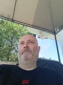 Snapshot of Alexis_Bull chatting on 15, 6, 2026 Alexis Bull online show from 15, 6, 2026