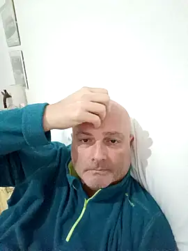 Alexis Bull online show from 23, 3, 2026