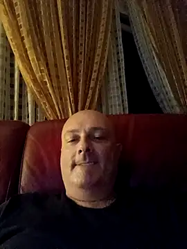 Alexis Bull online show from 29, 9, 2025