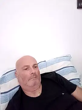 Alexis Bull online show from 2, 10, 2025