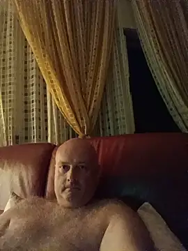 Snapshot of Alexis_Bull chatting on 18, 7, 2026 Alexis Bull online show from 18, 7, 2026