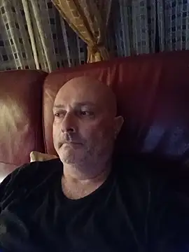 Snapshot of Alexis_Bull chatting on 11, 6, 2026 Alexis Bull online show from 11, 6, 2026