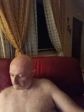 Snapshot of Alexis_Bull chatting on 9, 7, 2026 Alexis Bull online show from 9, 7, 2026