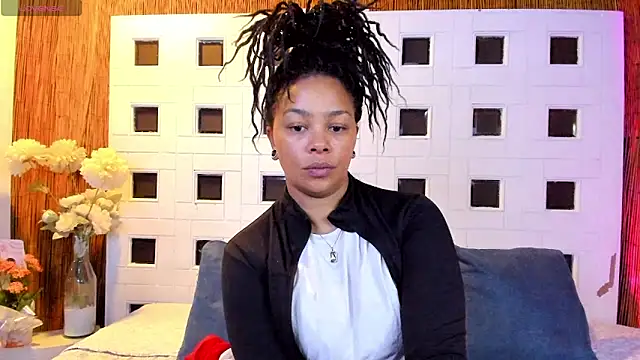 andrea xoe  online show from 17, 3, 2026