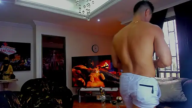 Lukas Green online show from 4, 12, 2025