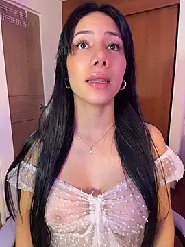 ArianaReynoldss online show from 25, 5, 2026
