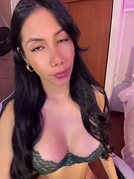 Snapshot of ArianaReynoldss chatting on 25, 6, 2026 ArianaReynoldss online show from 25, 6, 2026