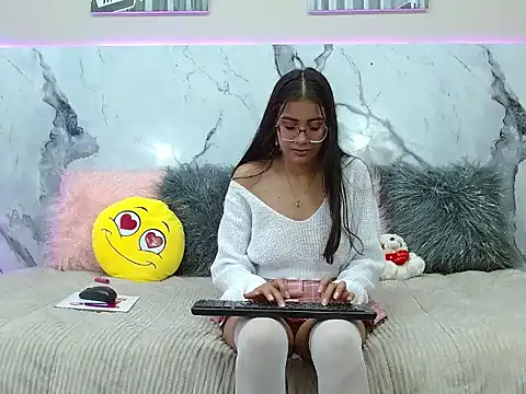 adajonnes online show from 9, 1, 2026