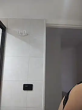 Snapshot of carlafox05 chatting on 2, 2, 2026 carlafox05 online show from 2, 2, 2026