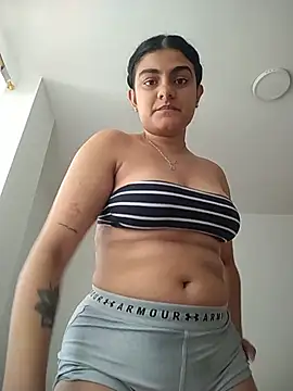 Snapshot of carlafox05 chatting on 6, 2, 2026 carlafox05 online show from 6, 2, 2026