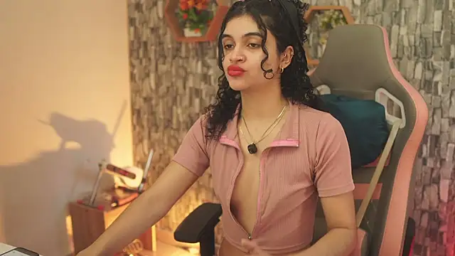 bonniie 98  online show from 14, 7, 2026