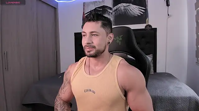 santi aesthetic online show from 6, 11, 2025