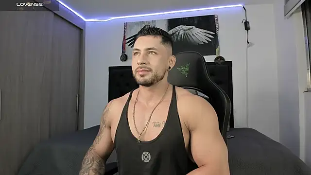 santi aesthetic online show from 26, 10, 2025